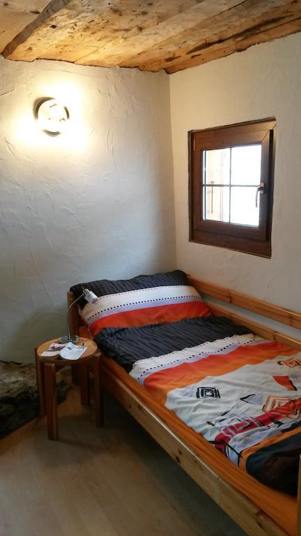 Chalet Edelweiss Heremence Room photo