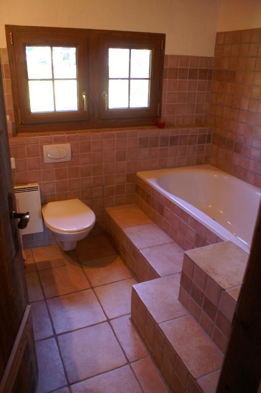 Chalet Edelweiss Heremence Room photo