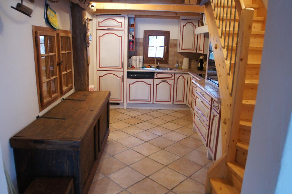 Chalet Edelweiss Heremence Room photo